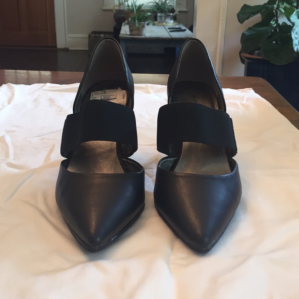 Black Pointed Toe Heels